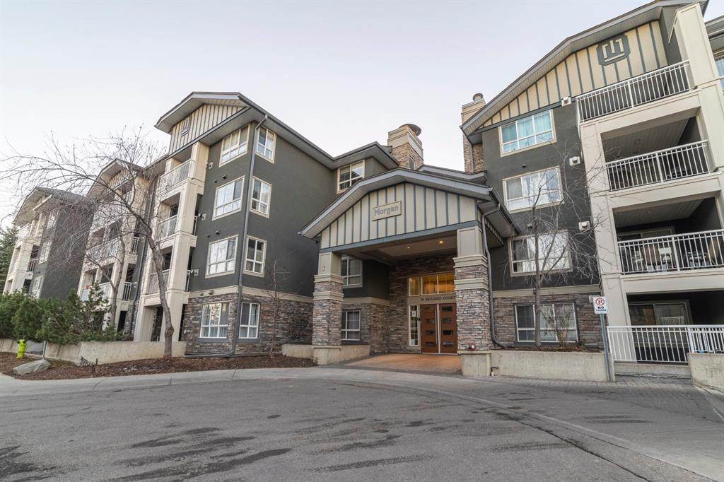 35 Richard Court - Photo 1