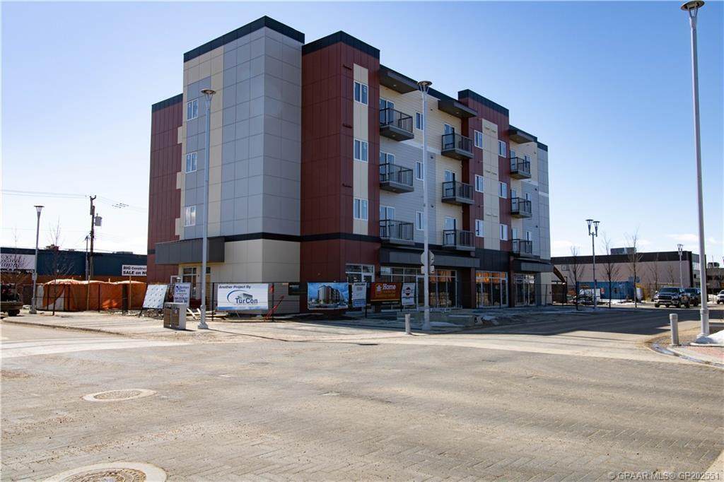 10101 101 Avenue - Photo 1