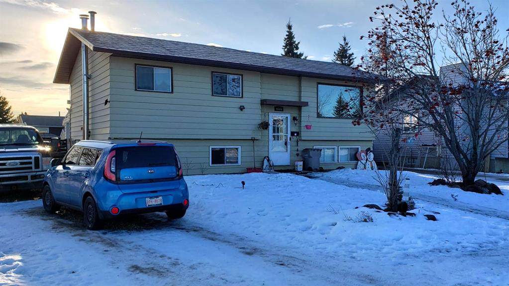 9405 81A Avenue - Photo 1