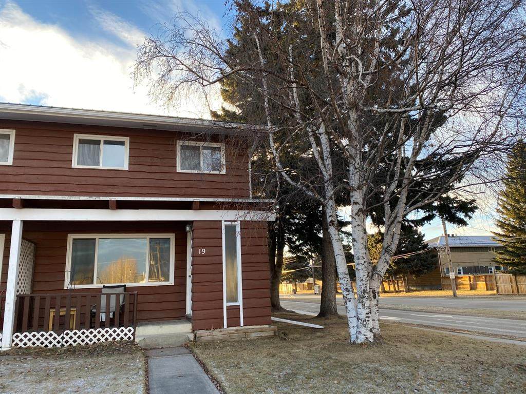 113 Hardisty Avenue - Photo 1