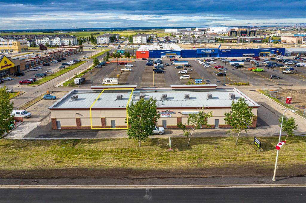 11070 100 Avenue - Photo 1