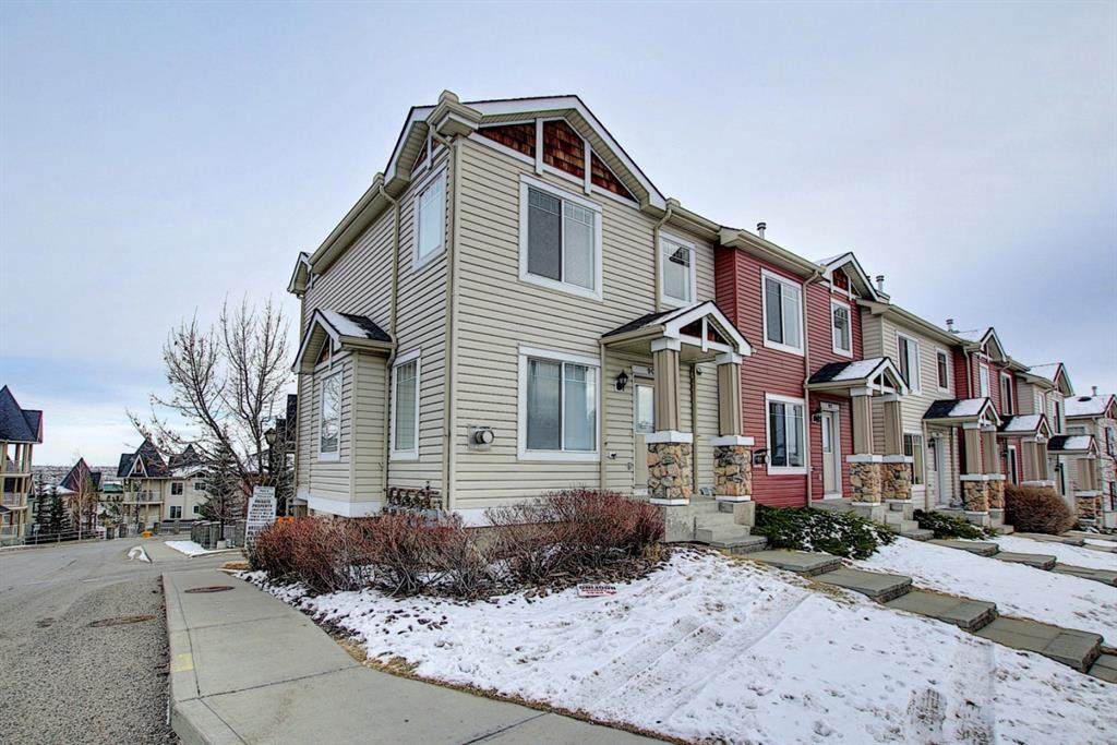 90 Panamount Drive - Photo 1