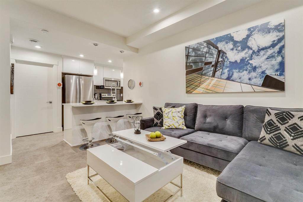 230 Seton Passage - Photo 1