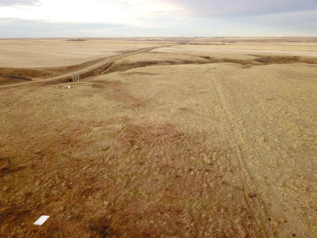 241082 Township Road 290 - Photo 1
