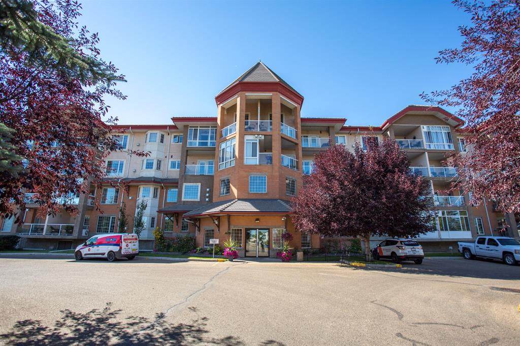 4512 52 Avenue - Photo 1