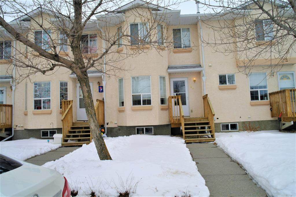 204 Strathhaven Drive - Photo 1
