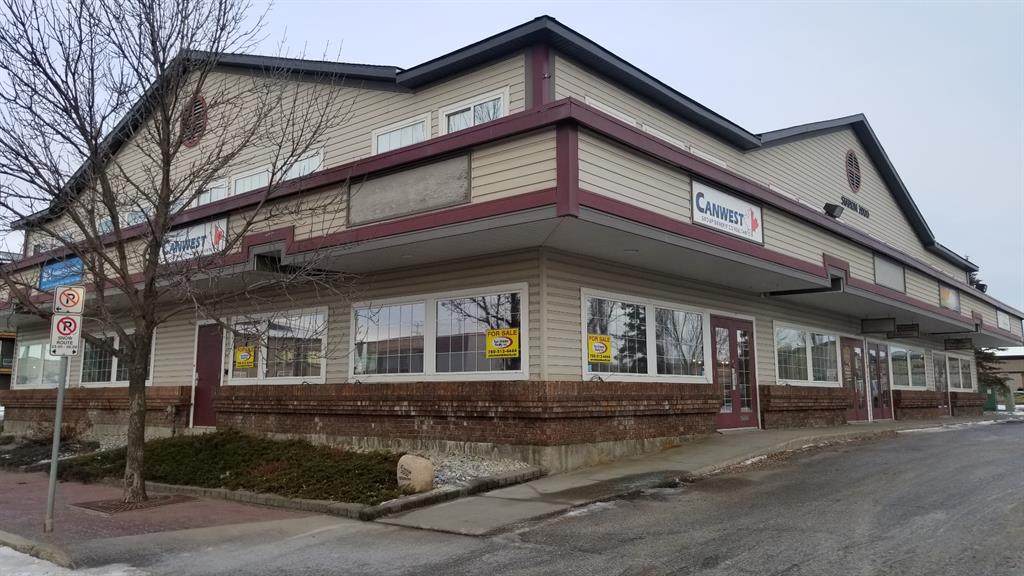 9856 97 Avenue - Photo 1