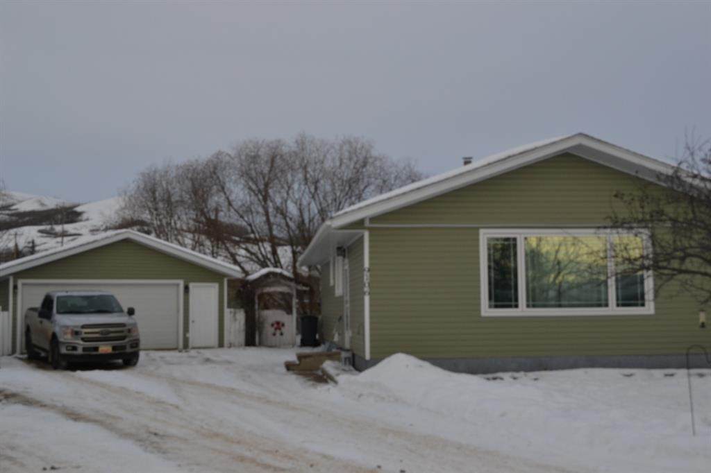 9106 128 Avenue - Photo 1