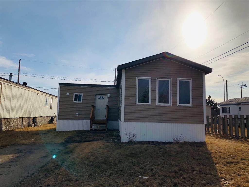 4802 54 Avenue - Photo 1