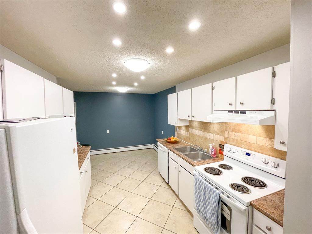 3606 Erlton Court - Photo 1