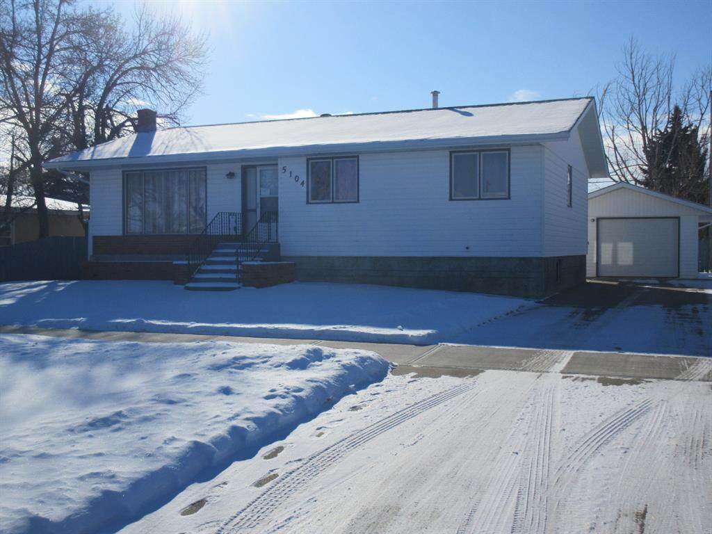 5104 62 Avenue - Photo 1