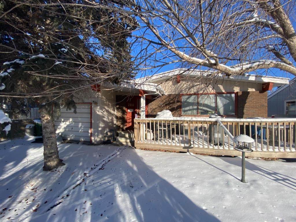 780 Queensland Drive - Photo 1