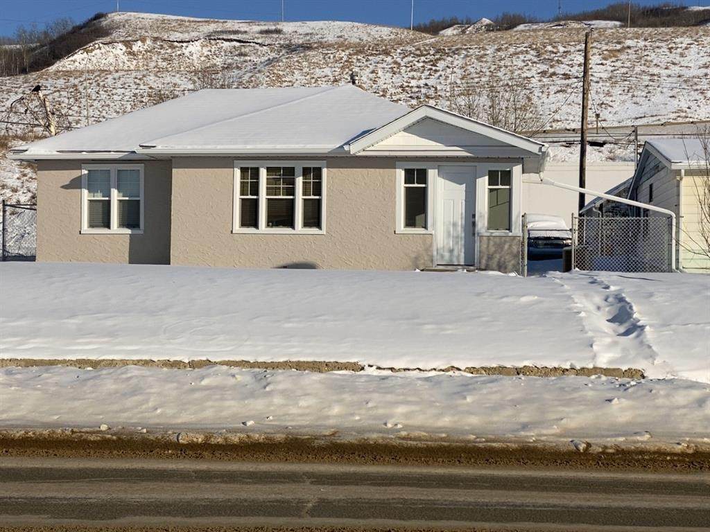 9709 101 Street - Photo 1