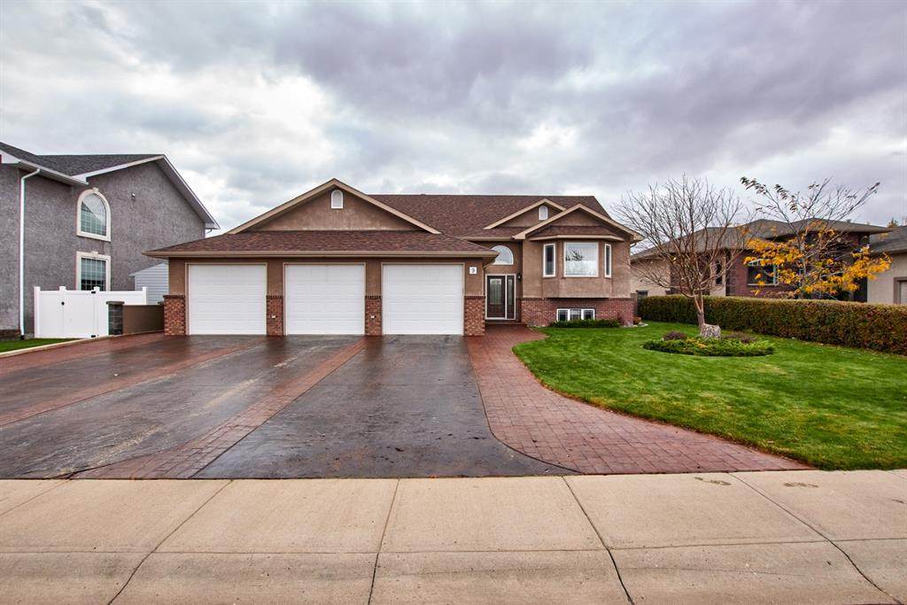 9 Cottonwood Close - Photo 1