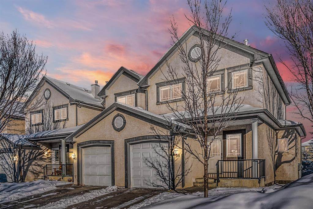 88 Simcoe Place - Photo 1
