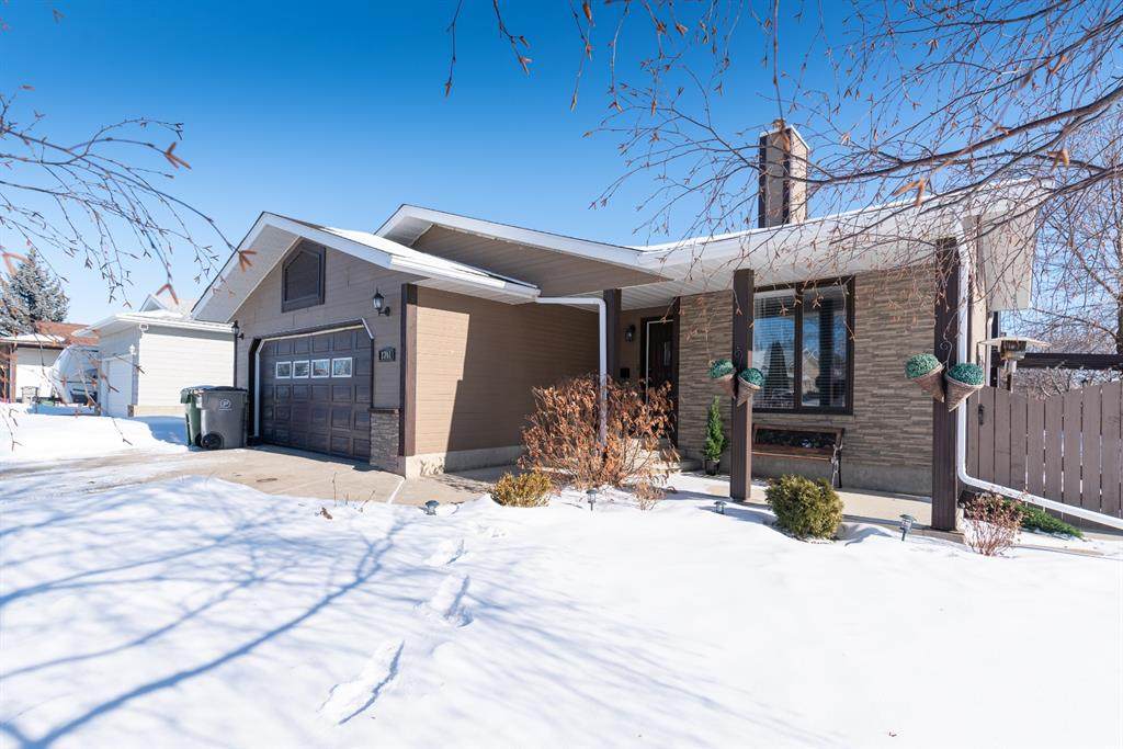 3701 57A Avenue - Photo 1