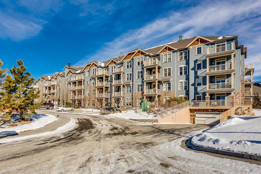 201 Sunset Drive - Photo 1