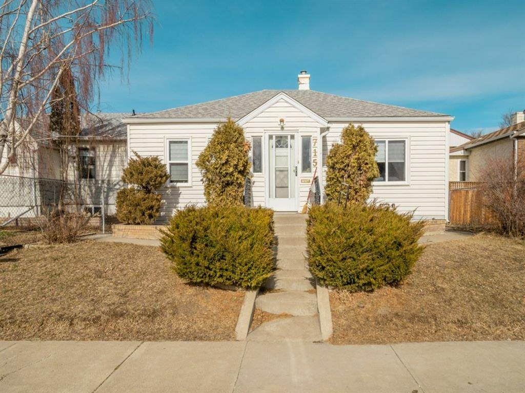 715 9 Avenue - Photo 1