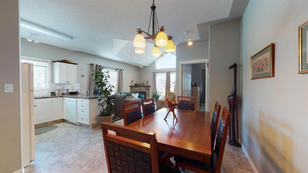 7451 Springbank Boulevard - Photo 1