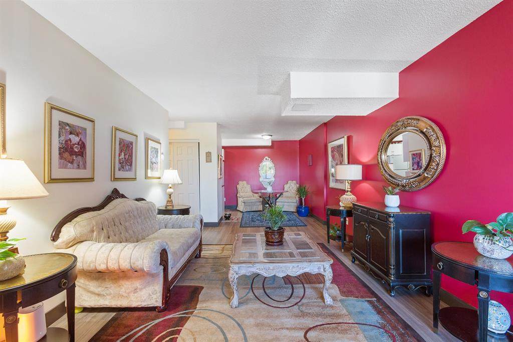 3726 Centre Street - Photo 1