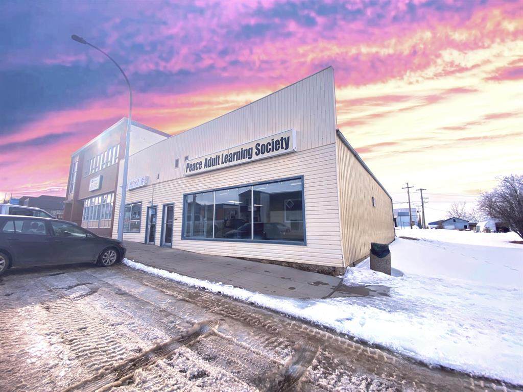 4608 50 Street - Photo 1