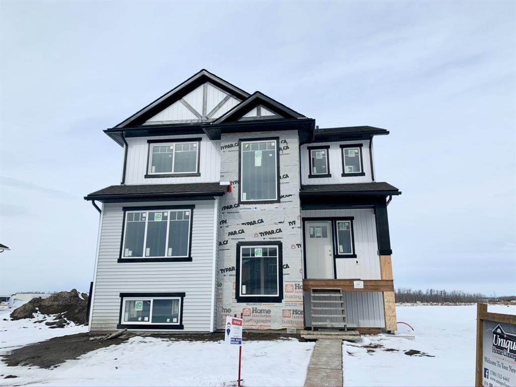8606 72 Avenue - Photo 1