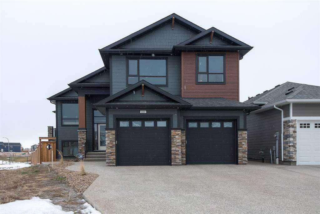 221 Sixmile Place - Photo 1