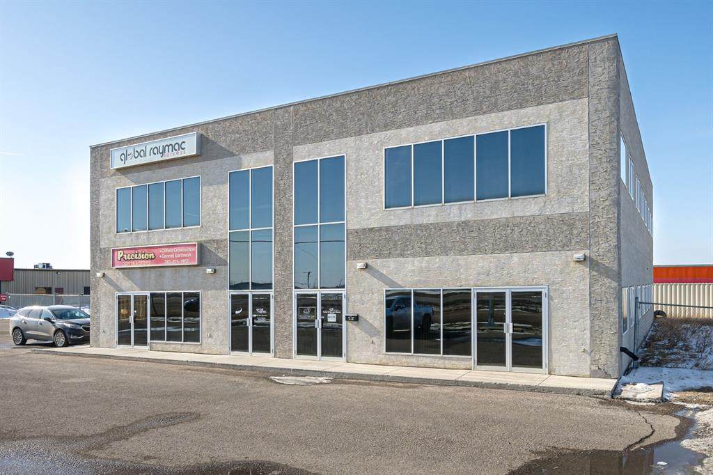 5912 50 Avenue - Photo 1