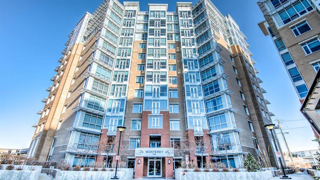 16 Varsity Estates Circle - Photo 1
