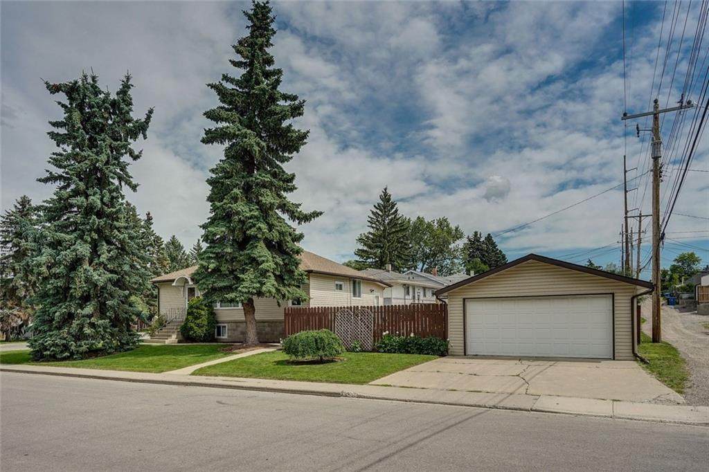 3308 2 Street - Photo 1
