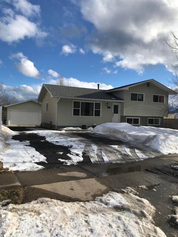 10833 99 Ave - Photo 1