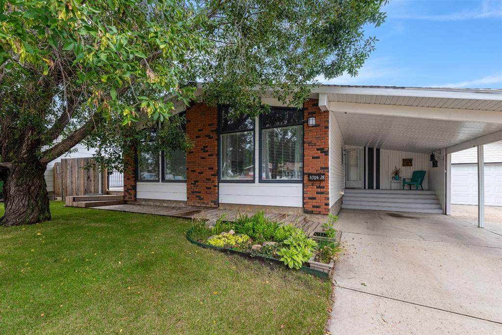 4704 28 Street - Photo 1