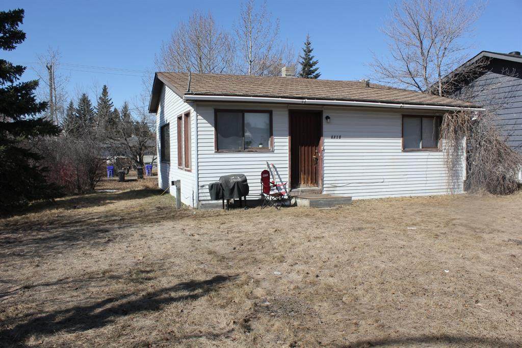 4418 54 Avenue - Photo 1