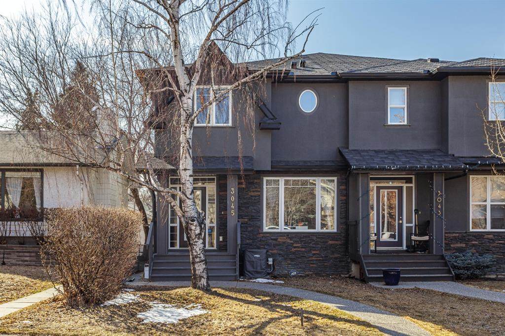 3045 28 Street - Photo 1