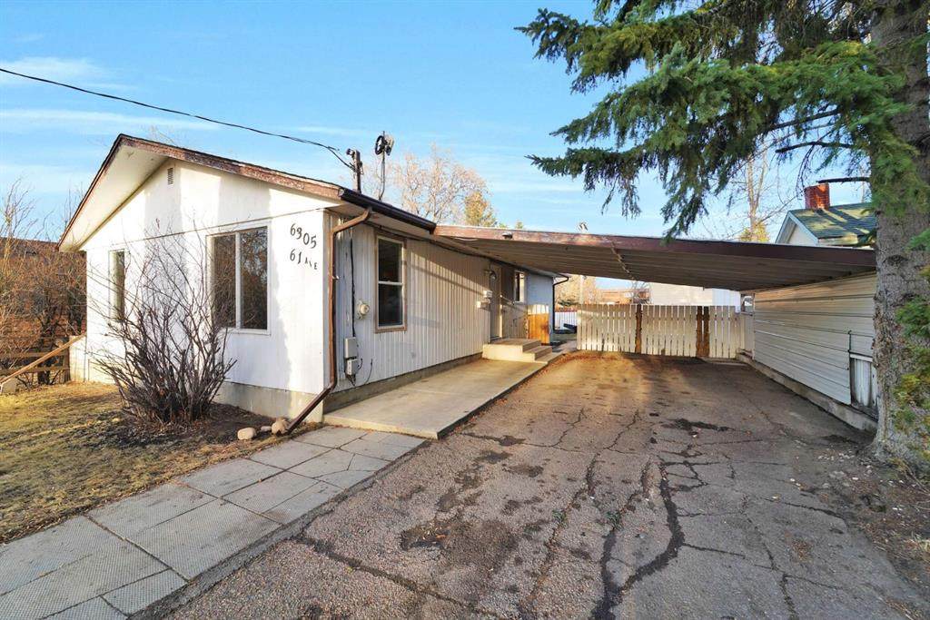 6305 61 Avenue - Photo 1