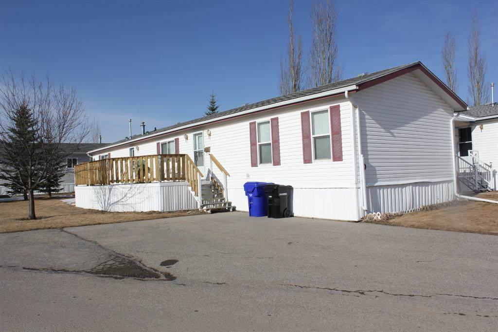 5210 65 Avenue - Photo 1