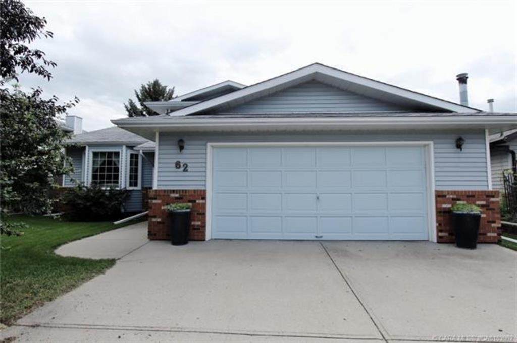 62 Denovan Crescent - Photo 1