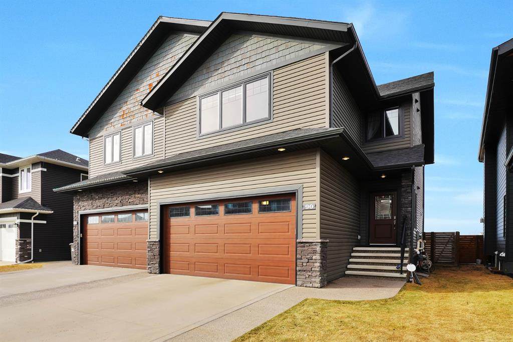 90 Turner Crescent - Photo 1