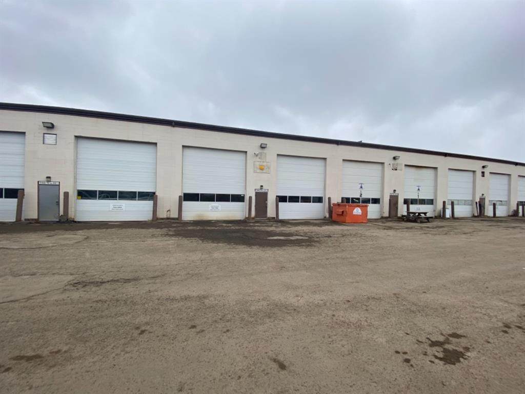 11442 96 Avenue - Photo 1