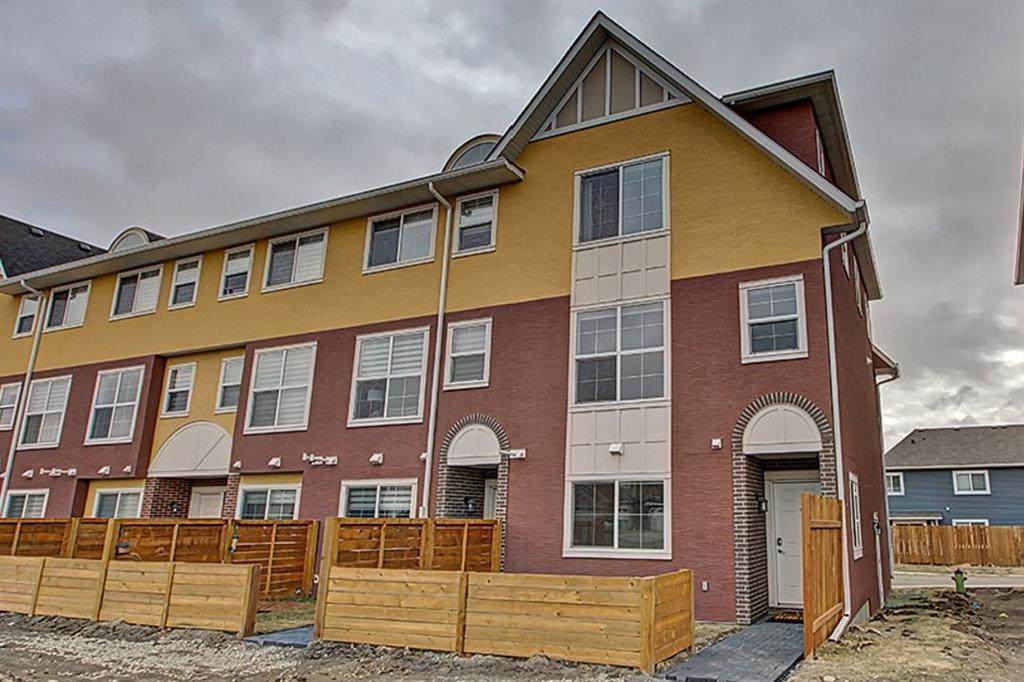 248 Kinniburgh Boulevard - Photo 1