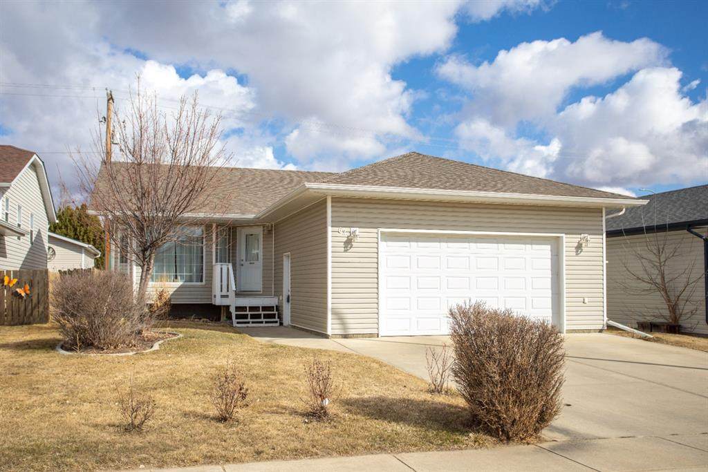 62 Lexington Close - Photo 1