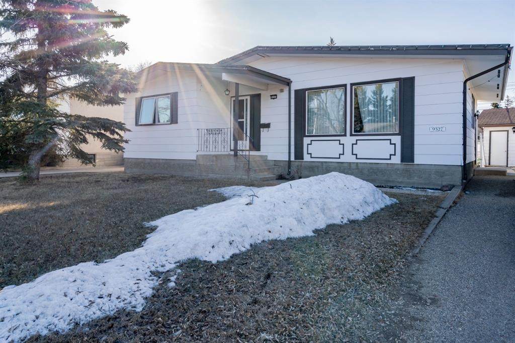 9327 112 Avenue - Photo 1