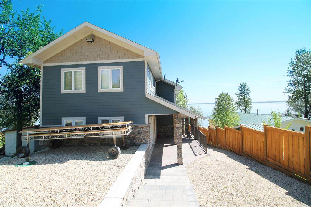 29 Boyd Lakeshore - Photo 1