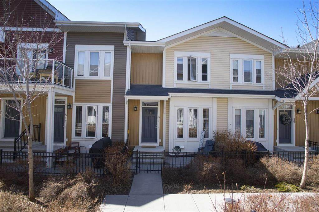 911 Auburn Bay Square - Photo 1