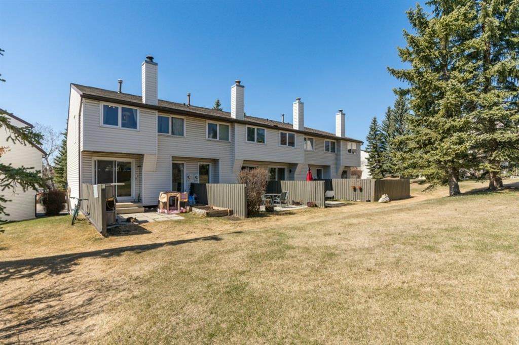 1012 Ranchlands Boulevard - Photo 1