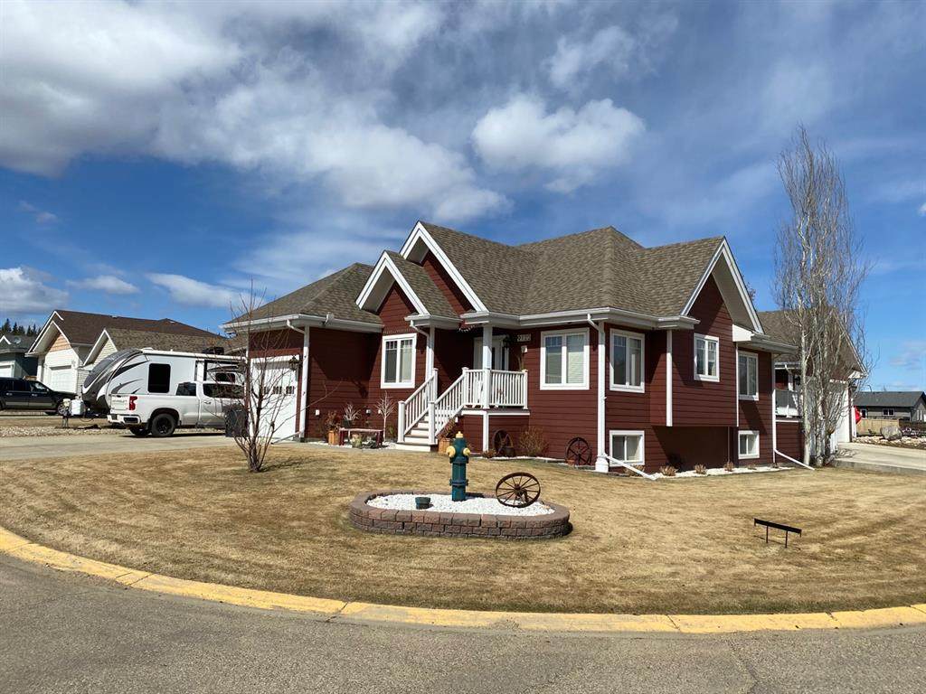 9122 132 Avenue - Photo 1