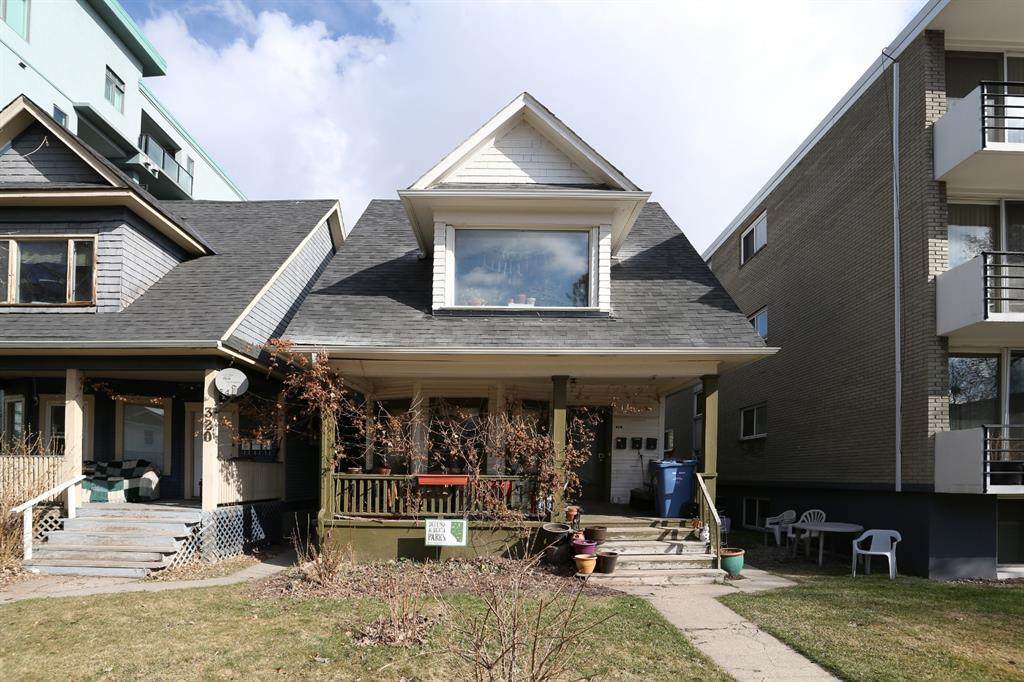 318 21 Avenue - Photo 1