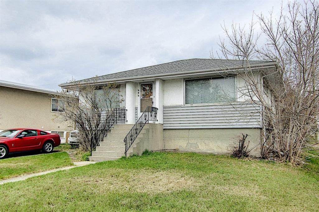 404 54 Avenue - Photo 1