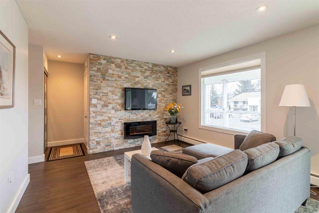 11 Stanton Street - Photo 1