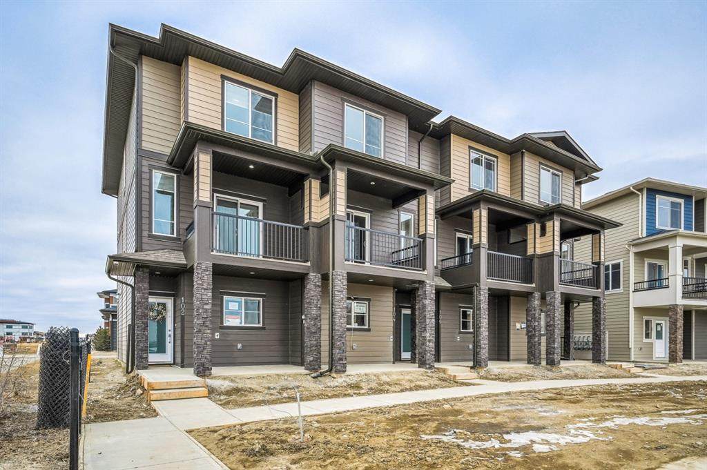 95 Skyview Close - Photo 1